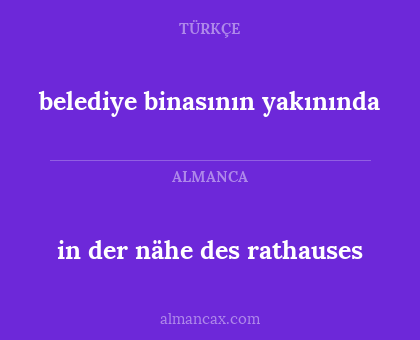 in der nähe des rathauses - belediye binasının yakınında