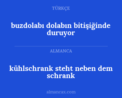 buzdolabı dolabın bitişiğinde duruyor - kühlschrank steht neben dem schrank