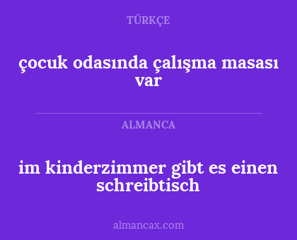 im kinderzimmer gibt es einen schreibtisch - çocuk odasında çalışma masası var