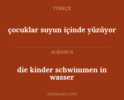 die kinder schwimmen in wasser - çocuklar suyun içinde yüzüyor