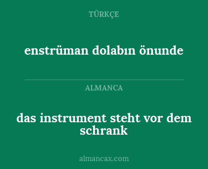 enstrüman dolabın önunde - das instrument steht vor dem schrank