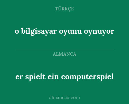 er spielt ein computerspiel - o bilgisayar oyunu oynuyor