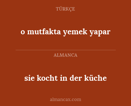 o mutfakta yemek yapar - sie kocht in der küche