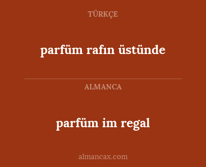 parfüm im regal - parfüm rafın üstünde