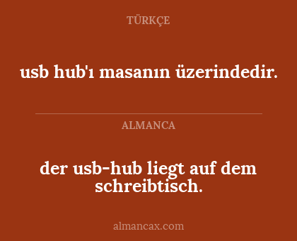 der usb-hub liegt auf dem schreibtisch. - usb hub'ı masanın üzerindedir.