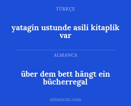 über dem bett hängt ein bücherregal - yatagin ustunde asili kitaplik var