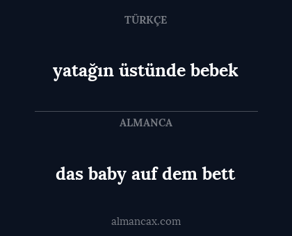 yatağın üstünde bebek - das baby auf dem bett