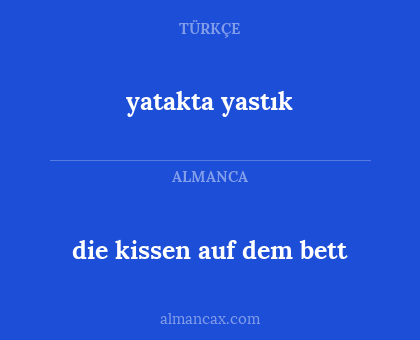 yatakta yastık - die kissen auf dem bett