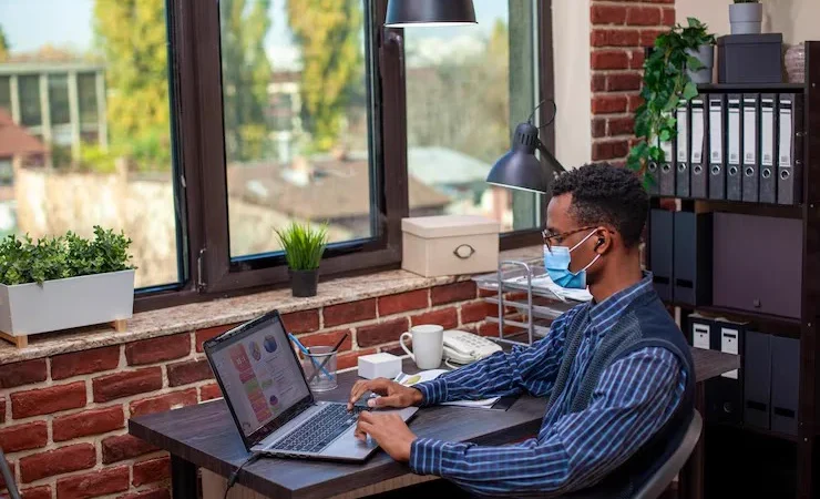 Les meilleurs conseils pour maintenir une maison propre quand on a un emploi du temps chargé