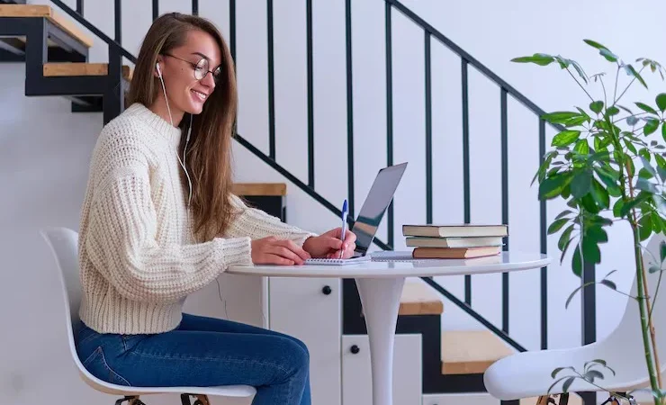 Cara menyamarkan kelopak mata turun dengan makeup