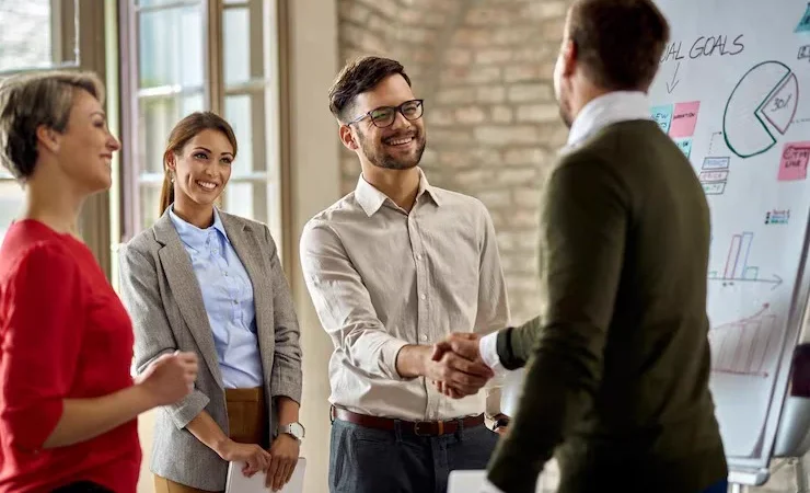 Лучшие ночные маски для глубокого увлажнения