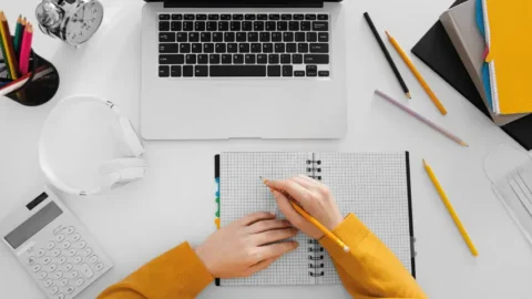 Almanca Zaman Zarfları (Temporaladverbien) Konu Anlatımı | Heute, Gestern, Morgen, Sıklık Zarfları (Häufigkeitsadverbien), Noch/Schon ve Erst/Schon Ayrımı, Sıralama Zarfları, Günün Bölümleri ve Örneklerle Detaylı Rehber