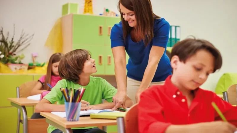 Almanca Durum Zarfları (Modaladverbien) Konu Anlatımı | Gern, Leider, Vielleicht, Sehr/Viel Farkı, Derece Zarfları, Olasılık Zarfları, Karşılaştırma Dereceleri ve Örneklerle Detaylı Rehber