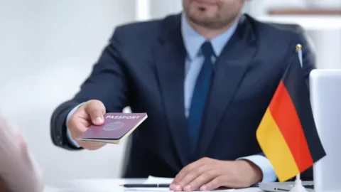 Pasaport Nedir, Ne İşe Yarar, Nereden ve Nasıl Alınır, Çeşitleri Nelerdir?