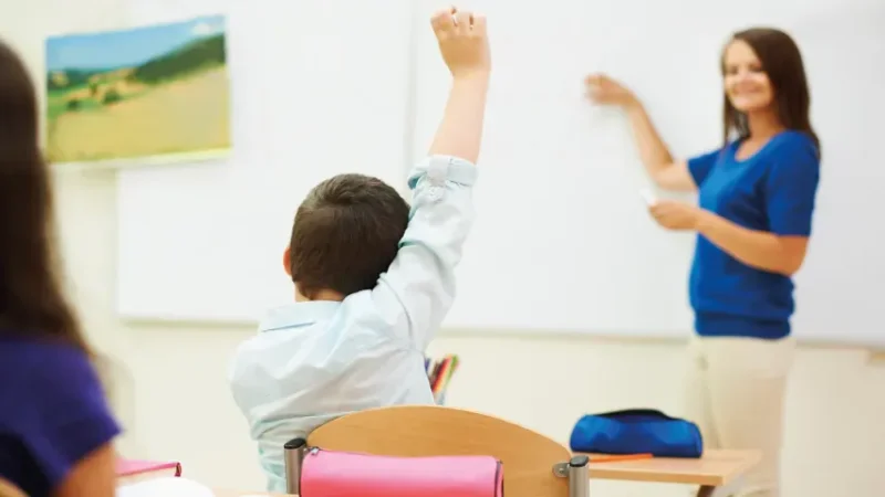 Almancada Gehen Fiilinin Çekimi: Präsens, Perfekt, Präteritum ve Tüm Zamanlarda Kullanım Kılavuzu