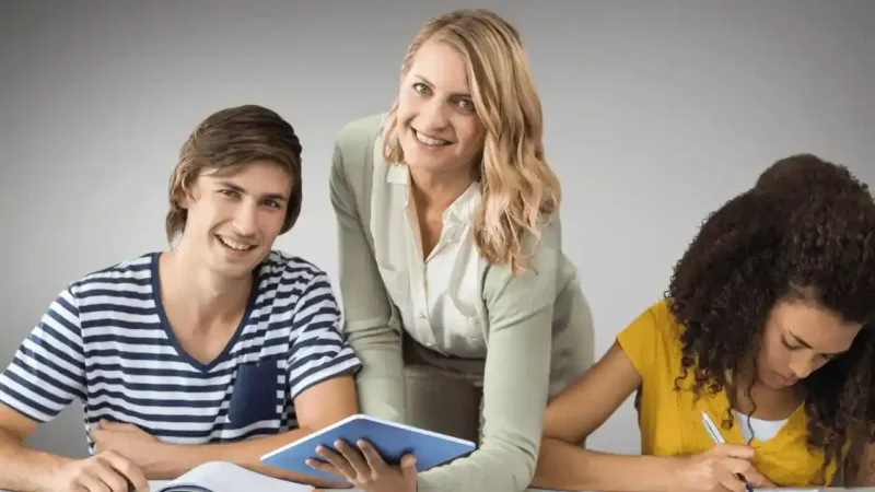 İngilizce Kendini Tanıtma Cümleleri