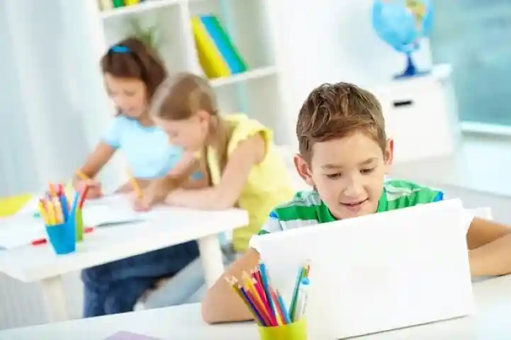 Selam İngilizcesi nedir? İngilizce selam nasıl denir?