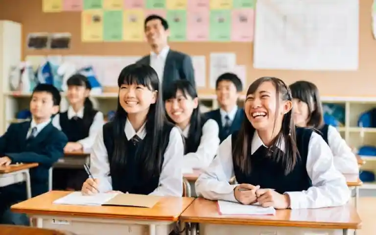 Öğretmen İngilizce karşılığı nedir? İngilizce öğretmen nasıl denir?
