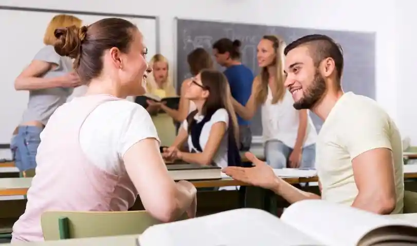 Uzak İngilizcesi nedir? İngilizce uzak nasıl denir?