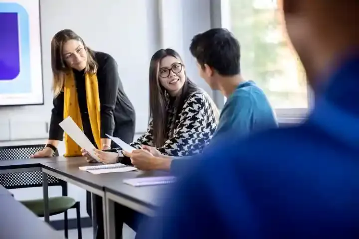 Hoşça Kal İngilizcesi: “Goodbye” Merhaba sevgili öğrenciler! Bugün