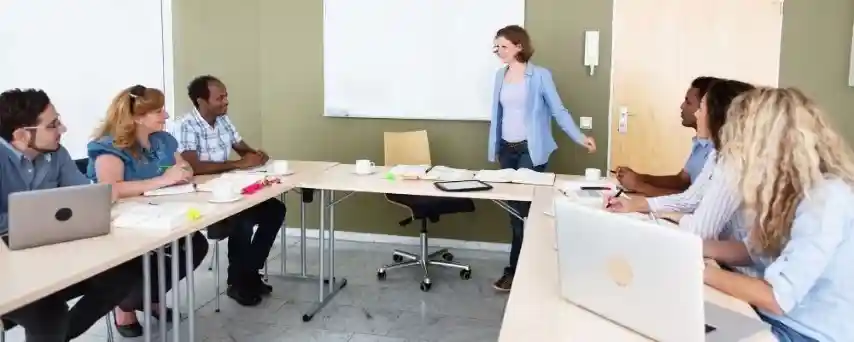 İlk İngilizcede nasıl söylenir? İngilizce ilk kelimesi nedir?
