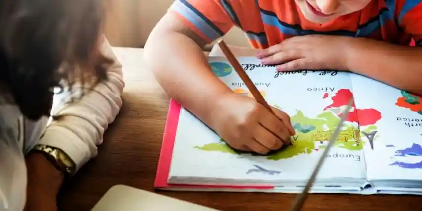 Menekşe İngilizce ne demektir? İngilizce menekşe nasıl telaffuz edilir?