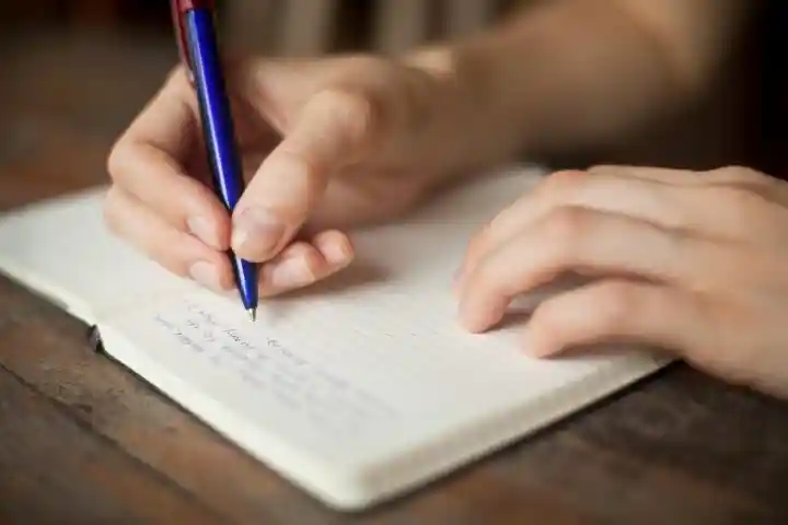 Come si dice "report" in inglese? Cosa significa "report" in inglese?