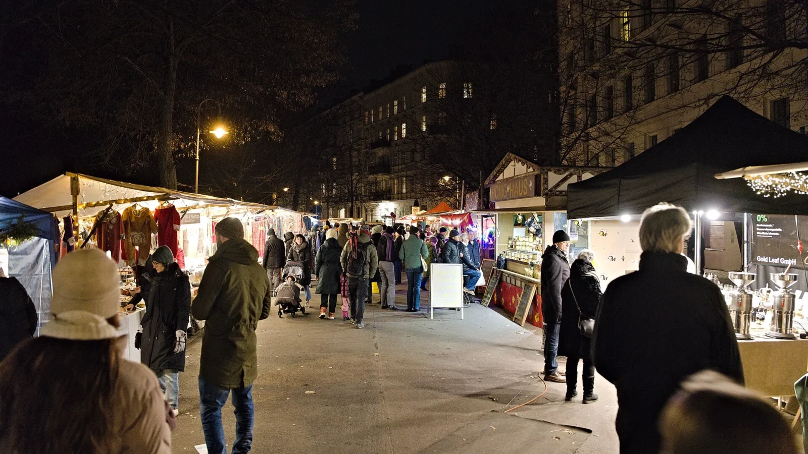 Almanya'da Noel ve Yılbaşı Sezonu Nasıl Yaşanır? Advent'ten Silvester'e Rehber